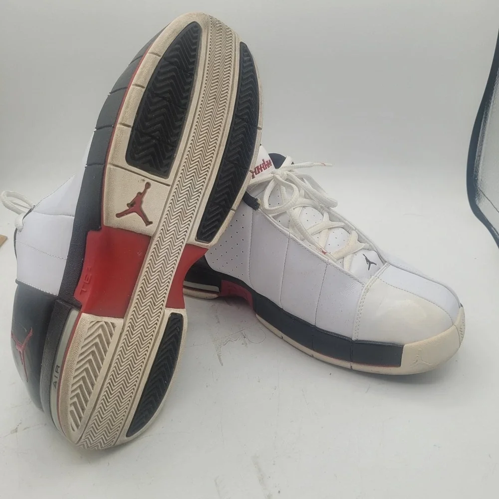 Air Jordan‎ Team Elite II Low White/Varsity Red Black Size 10 Model 310011-130